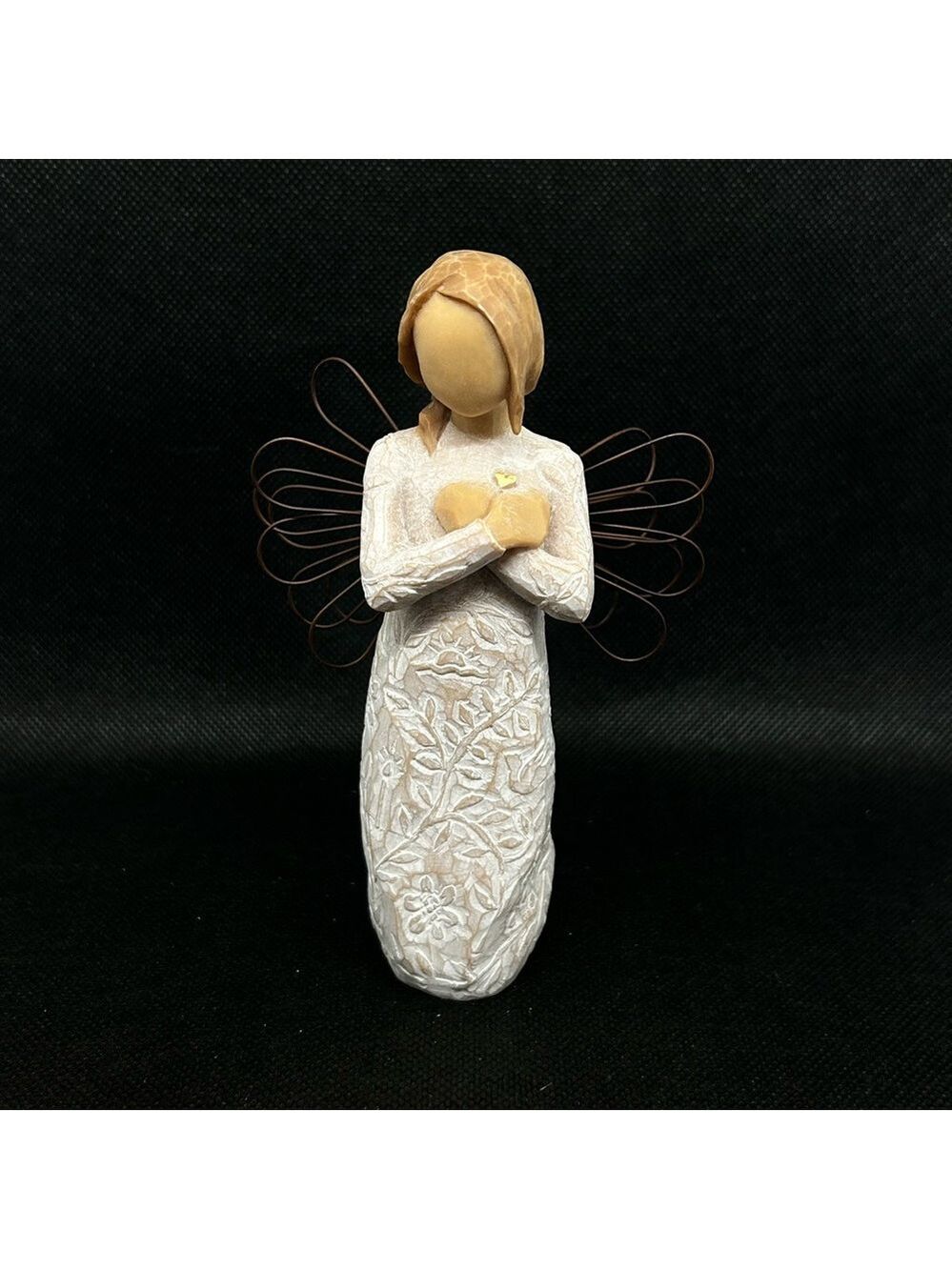 New in box Retired Willow Tree Remembrance figurine